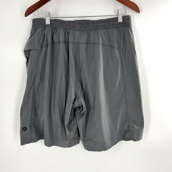 Lululemon Men’s Core Shorts Linerless Grey Pinstripe Large - Picture 9 of 11